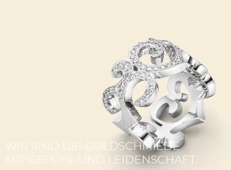 Ring in Silber mit Brillanten und dem Text "Wir sind die Goldschmiede mit Gefühl und Leidenschaft"