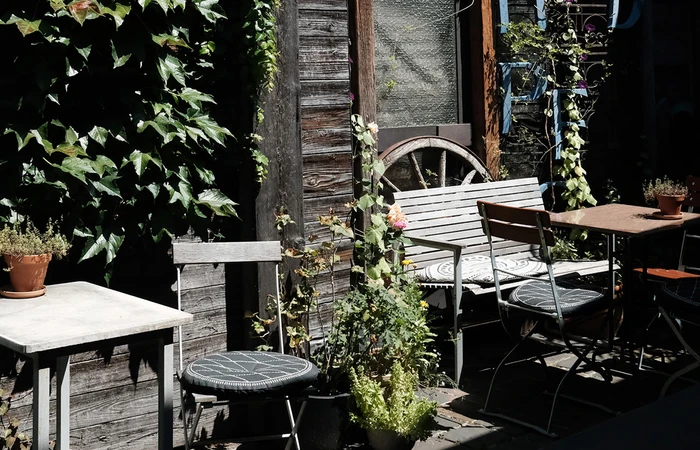 Cafe im Garten von amon store Prien am Chiemsee