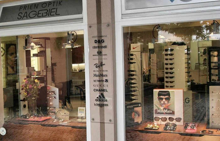 Prien Optik Sagebiel Schaufenster