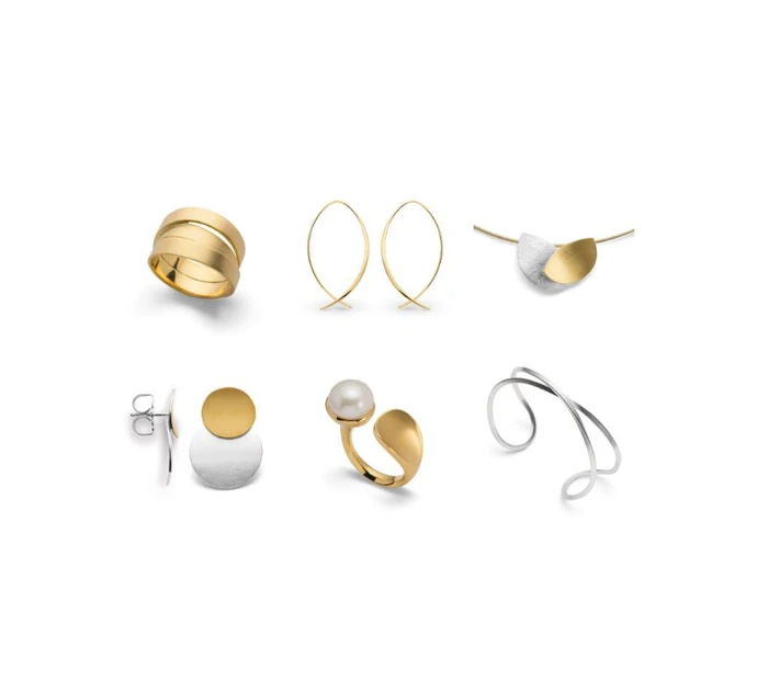 Verschiedener Schmuck aus Gold und Silber wie Ring, Ohrring, Kette, Ohrclip