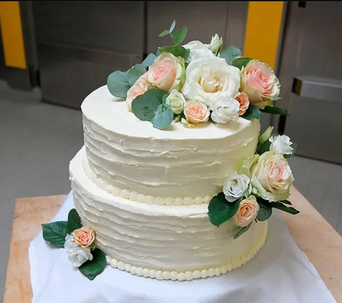 Hochzeitstorte aus der Konditorei Miedl Bäckerei Prien am Chiemsee
