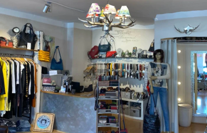 Kassenbereich Fashionstore ROOM Prien am Chiemsee