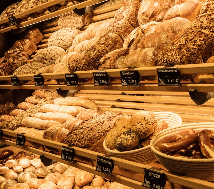 Brotauswahl von der Bäckerei Müller am Marktplatz Prien am Chiemsee