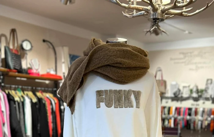 Blick ins Geschäft Fashionstore ROOM Prien am Chiemsee